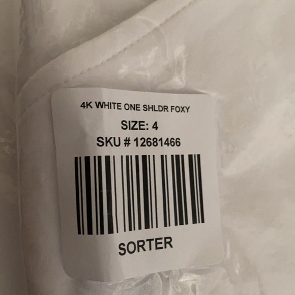 NWT TORRID Foxy One Shoulder Tank - Picture 8 of 8